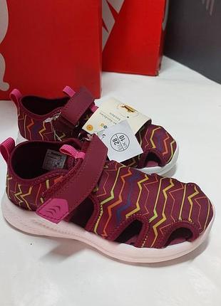 Тапочки для дівчинки