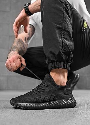 Кроссовки izi black