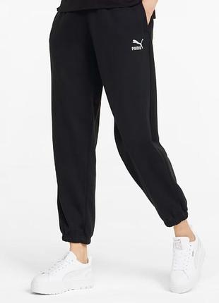 Жіночі спортивні штани puma classics relaxed women`s pants