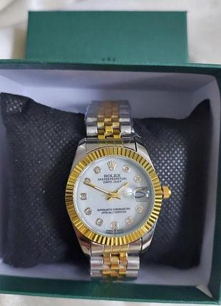 Женские часы времени в коробке 129