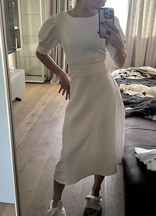 Сукня біла воздушна