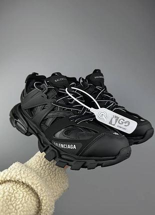 👕 balenciaga track black