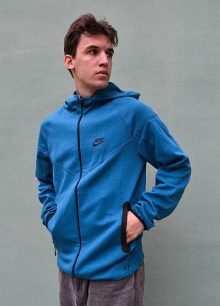 Синя кофта nike tech