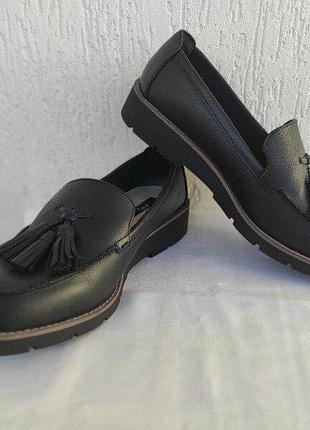 Туфли,лофери кожанние marks spencer р.40