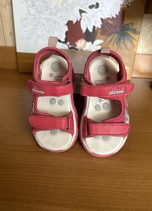 Босоножки cicala pink от chicco 2