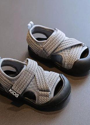 Босоножки детские 4