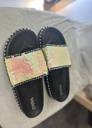 Тапочки жіночі з паєтками, нові