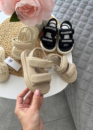 Босоніжки дитячі 5