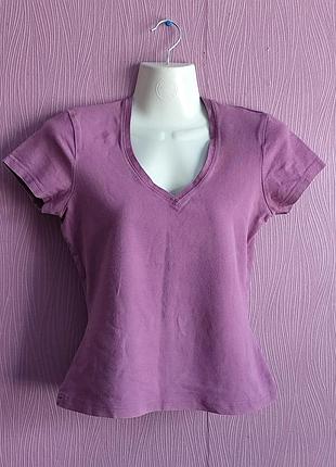 Футболка 42 розміру