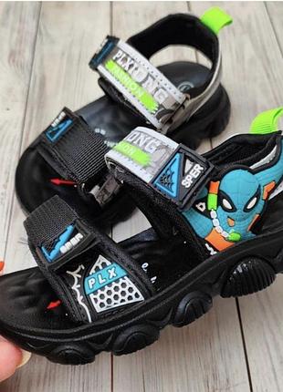 Літні босоніжки для хлопчика