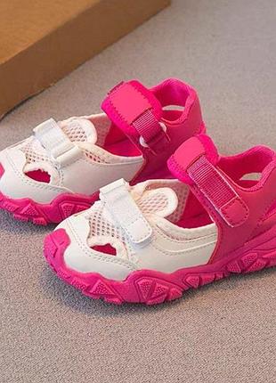 Босоножки детские 2