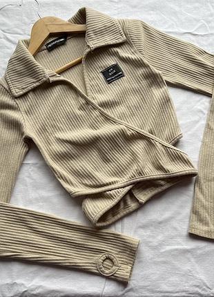 Кофта поло на запах prettylittlething