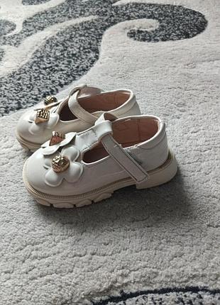 Туфли на девочку удобные 2