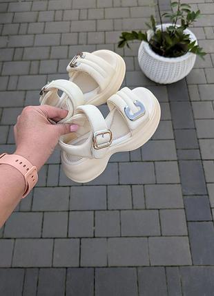 Босоножки детские