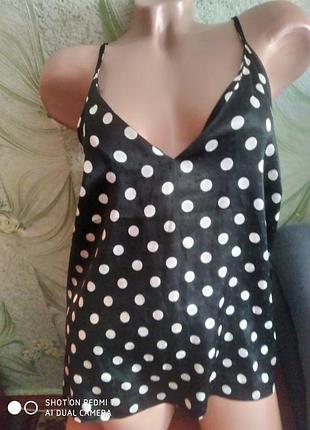 Маєчка в горошок.