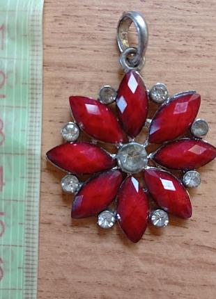 Кулон женский