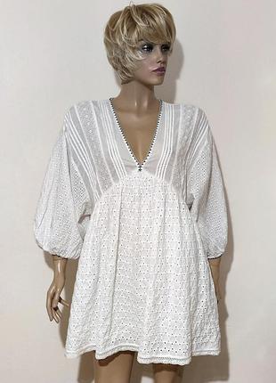 Короткое платье с вышивкой клеш zara /9475/