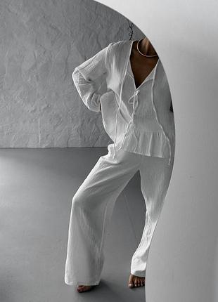 Легкий костюм