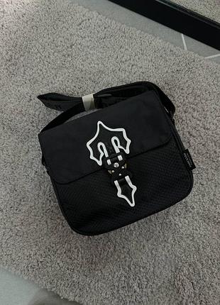 Мусенджер trapstar