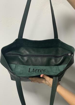 Стильна шкіряна темно-зелена сумка на плече, кольори в асортименті7 фото