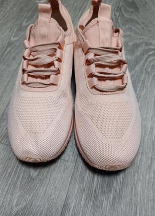 Кроссовки женские 39 размер