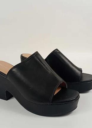 Шлепанцы на платформі 37р