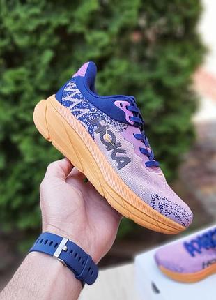 Кросівки hoka one one challenger atr 7 бузкові