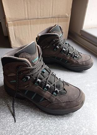 Трекінгові шкіряні черевики lowa tracer goretex