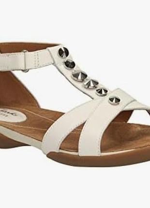 Отличные кожаные босоножки сандалии clarks 25 см