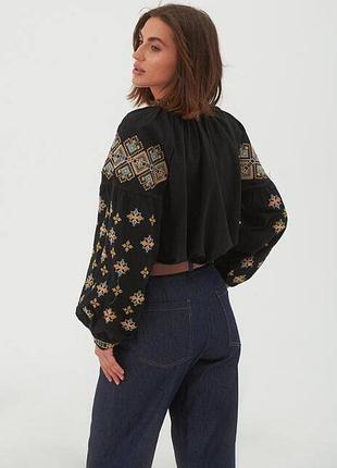 Стильна жіноча вишиванка туреччина s–3xl в бежевому та чорному кольорах7 фото