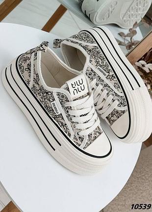 Жіночі кеди