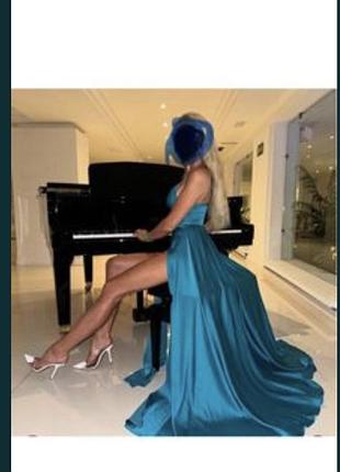 Сукня на випускний