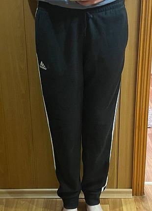 Спортивные женские брюки, оригинал бренда,, adidas, черного цвета, удобные приятные на ощупь4 фото