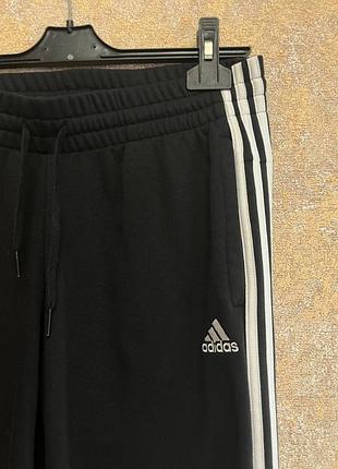 Спортивные женские брюки, оригинал бренда,, adidas, черного цвета, удобные приятные на ощупь3 фото
