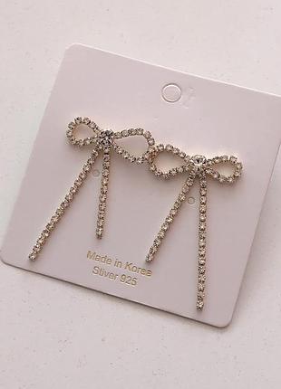 Cережки зі стразами бантики цвяшки 1257