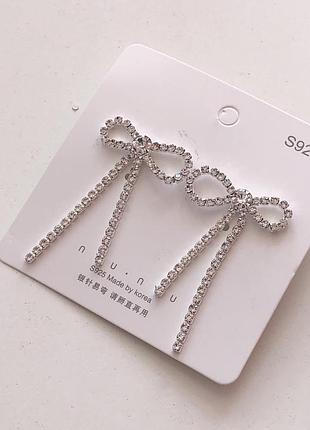 Cережки зі стразами бантики цвяшки 1257