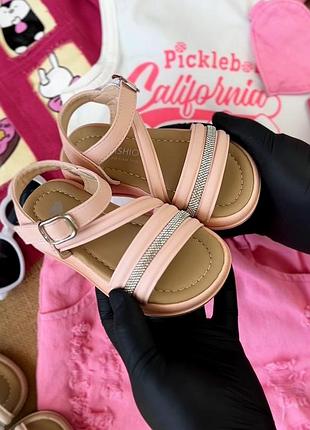 Босоніжки для дівчинки 2