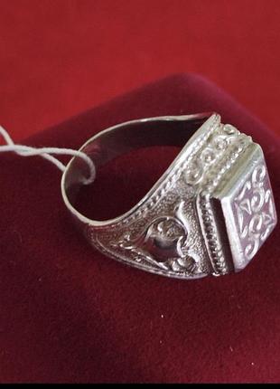 Срібна печатка 925 проби.