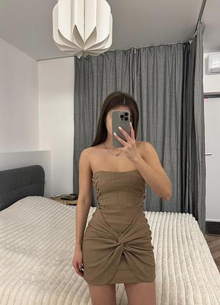 Сукня бандажна