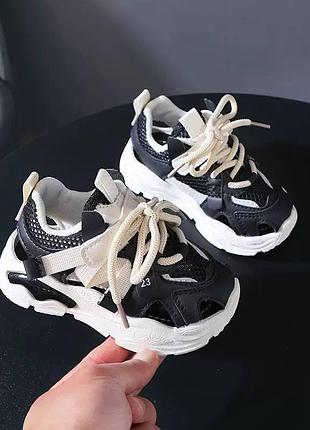 Кроссовки детские 8