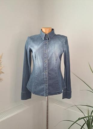 Фирменная джинсовая рубашка