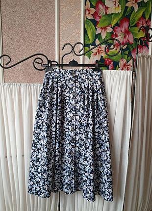 Красива юбка міді в квітковий принт h&m.
