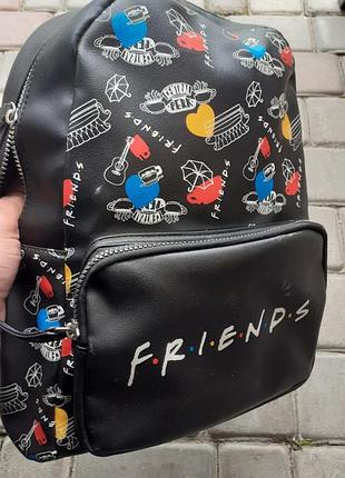 Черный городской рюкзак friends central park из эко кожи.35*30*14см.