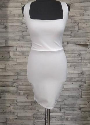 Белое платье с открытой спиной5 фото