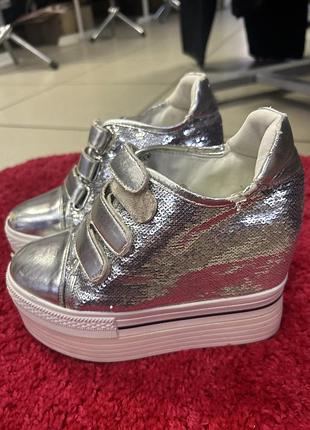 Сникерсы обувь 👟