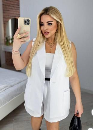 Подовжений жилет та шорти, костюм двійка