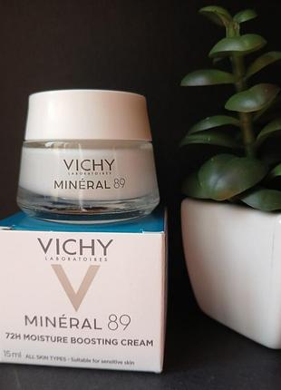 Насыщенный крем для сухой кожи лица 72 часа увлажнения vichy mineral 89