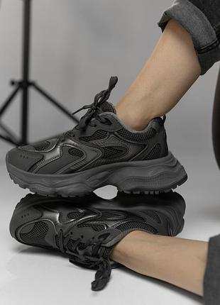 Кросівки на платформі