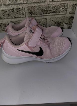 Кросівки nike рожеві