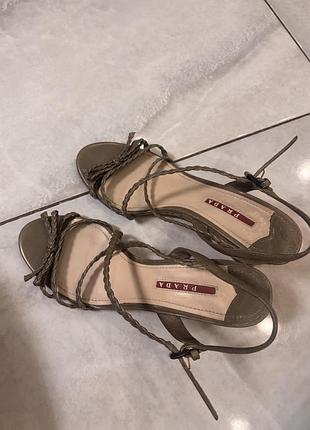 Женские босоножки оригинал от prada mini 🤎